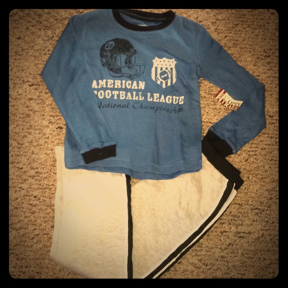 Boys lounge set